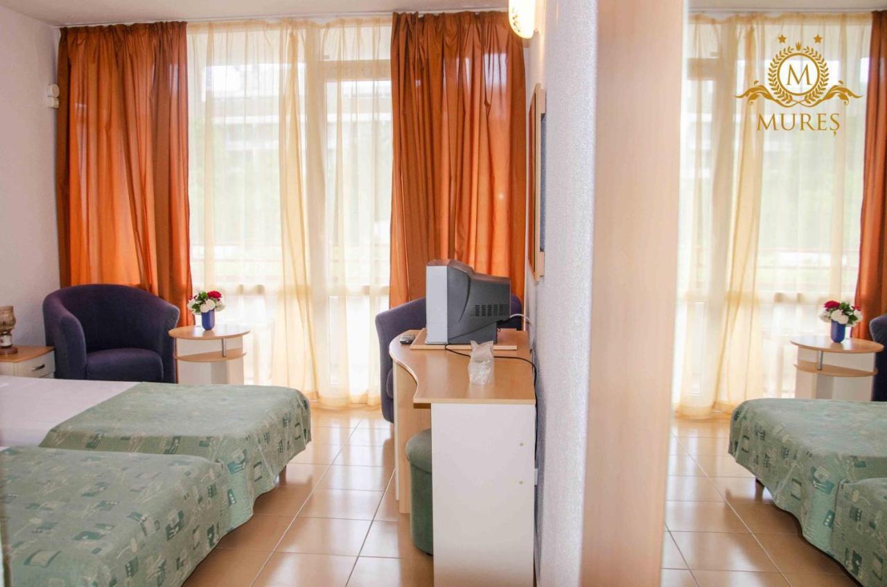 Hotel Mures Saturn